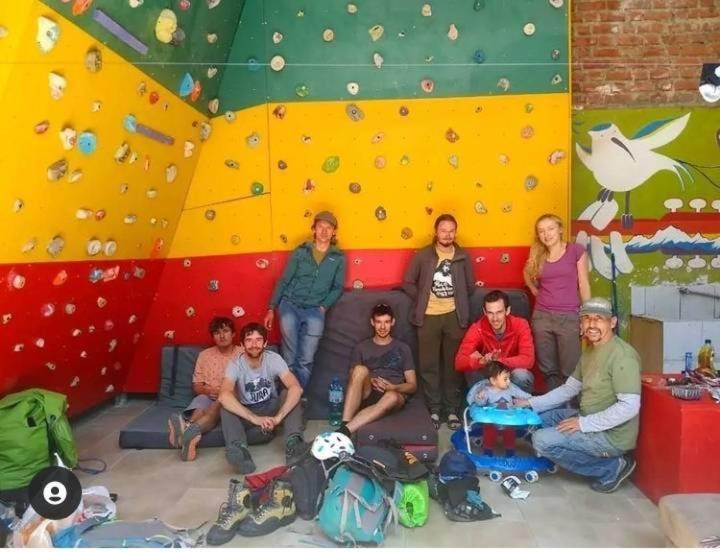 Monkeywasi Climbing Hostel Huaraz  Εξωτερικό φωτογραφία