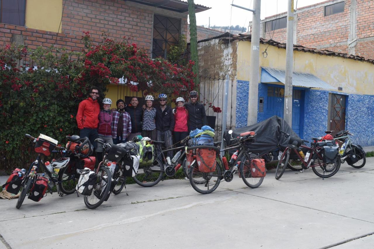 Monkeywasi Climbing Hostel Huaraz  Εξωτερικό φωτογραφία